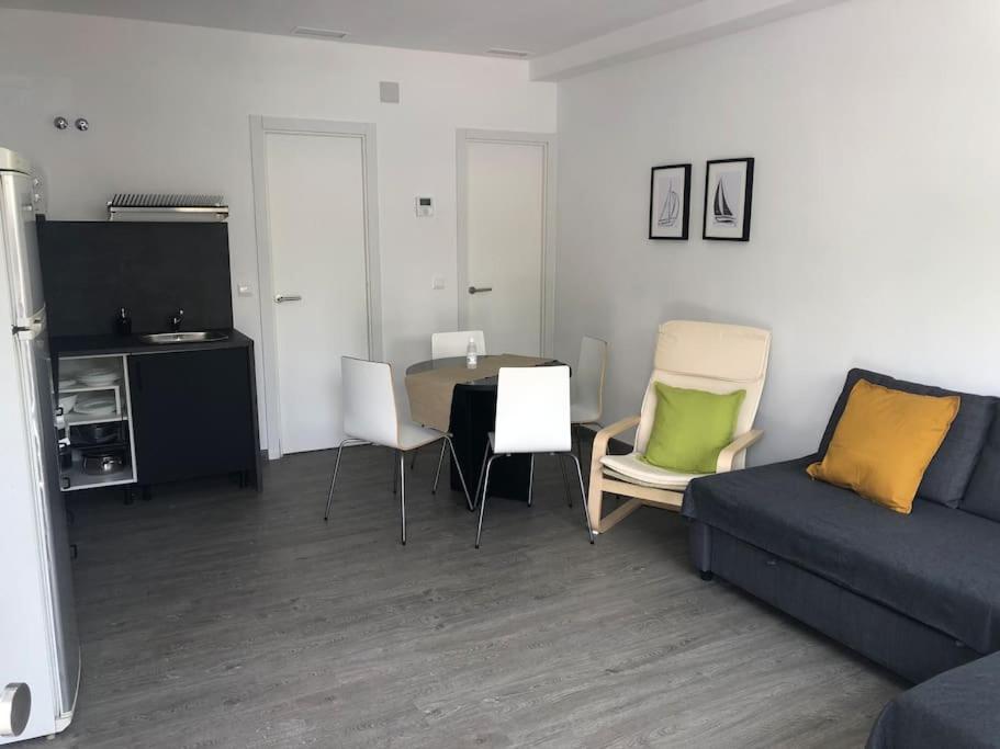 La Carihuela Apartamento 托雷莫利诺斯 外观 照片