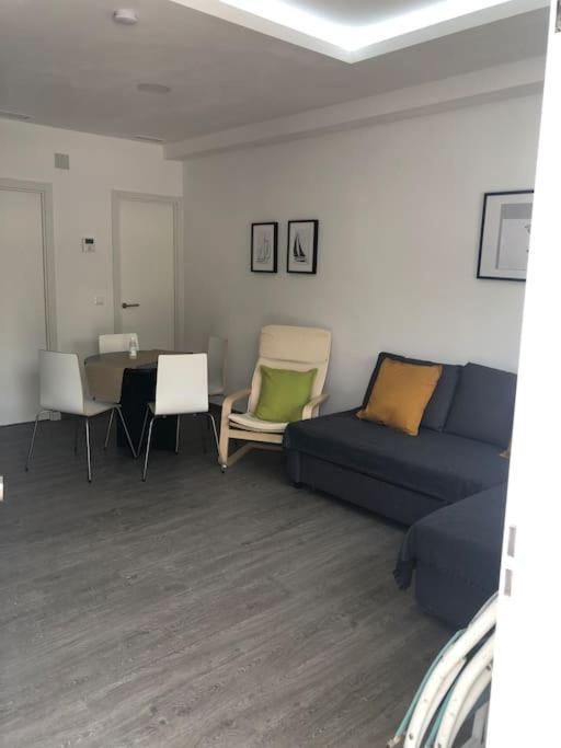 La Carihuela Apartamento 托雷莫利诺斯 外观 照片